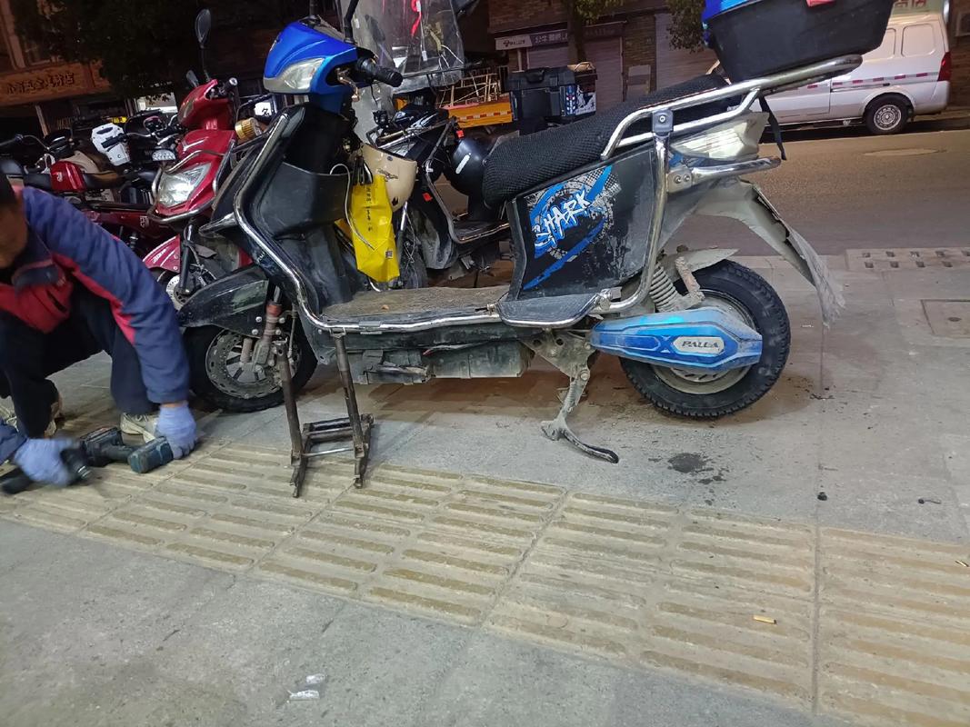 维修13